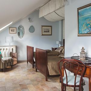 Standard Loft Room